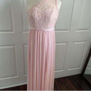 Elegant Pink One-Shoulder Lace Gown